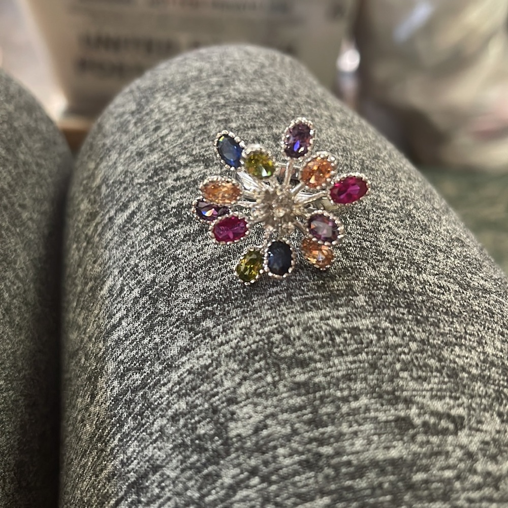 Gorgeous Multi-Gemstone Flower Ring - image 3